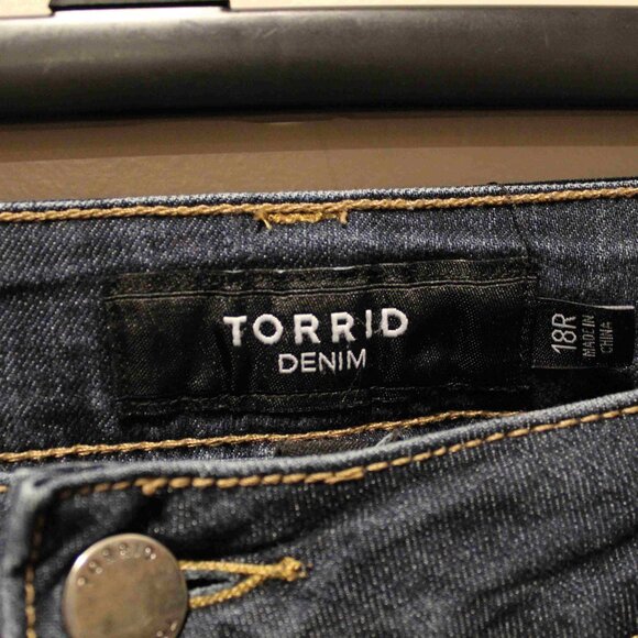 Torrid Skinny Jeans - Sz 18 - Picture 2 of 4